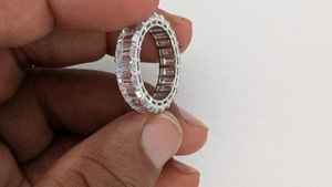 Anillo de boda de eternidad completa con diamante cultivado en laboratorio de corte esmeralda de 6.40 quilates para mujer, joyería hecha a mano, banda a juego de oro blanco de 10K/14K - Product Image 5