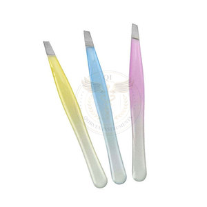 Juego de Pinzas para Cejas de Acero Inoxidable con Punta Inclinada, Alta Calidad, Profesional, Duradero, Reutilizable, para Uso Personal - Product Image 5