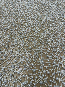 Tela de encaje de perlas blancas nueva 2026 para vestido de novia, bordado para vestido de novia, tela nupcial hecha a mano por fabricante - Product Image 2