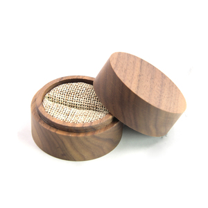 Boîte en bois à niveaux en cantilever |   Organisateur professionnel pour la couture et les bijoux |   Boîte en bois naturel pour maquillage et objets de valeur, vente en gros - Product Image 5