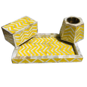 Ensemble Mubkhar artisanal en nacre incrustée de perles, brûleur d'encens arabe au bois de santal, religieux pour le Ramadan, l'Aïd, parfum d'ambiance pour la maison - Product Image 1