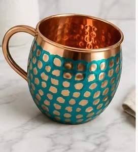 Taza de Cobre Puro Hecha a Mano, Taza de Cobre Decorativa con Diseño de Flor de Loto Azul Real y Pez Koi, Taza de Cobre Artesanal - Product Image 4