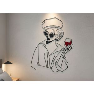 Décoration murale en métal « Femme élégante avec verre à vin », grande décoration murale en fer pour chambre, salon, bar, restaurant, 30 x 40 pouces - Product Image 1