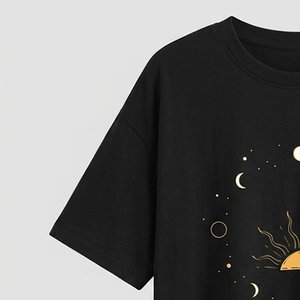 High Demands Custom Logo Heavyweight Oversized Women's T-Shirts – 240-300 GSM Premium Cotton <b>Bulk</b> Supplier Drop Shoulder Outdoor - Product Image 5
