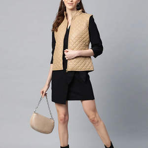 Chaleco corto de plumón de ganso para mujer, de alta calidad, personalizado, sin mangas, con cuello alto, estilo puffer, cálido para el invierno, muy de moda. - Product Image 4