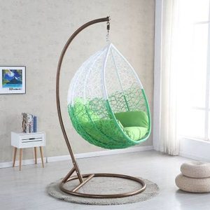 Fauteuil suspendu en rotin robuste et durable pour l'extérieur, idéal pour les projets de mobilier de jardin, les balcons, les hôtels et les complexes hôteliers (vente en gros) - Product Image 5