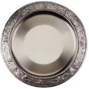 Plateau de service en aluminium de qualité hôtelière et de restauration avec poignées en forme de feuille, plateau métallique pour servir des boissons lors de fêtes - Product Image 4