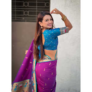 ผ้าไหมพิมพ์ลายราชันส์ ปาธานี สีม่วงอ่อน น้ำหนัก 650 กรัม แบรนด์อีลิท วีฟส์ เสื้อผ้าอินเดียและปากีสถาน - Product Image 3