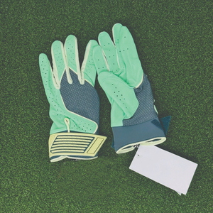 Guantes de golf profesionales de primera calidad para mano derecha e izquierda, de secado rápido, transpirables, suaves, con un diseño único. - Product Image 5