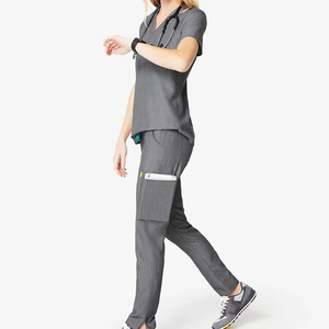 Conjunto de Uniforme Médico Azul Cielo para Mujer, Blusa de Manga Corta con Cuello en V y Pantalones con Cordón Ajustable y Múltiples Bolsillos - Product Image 2
