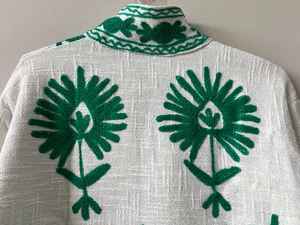 Manteau Duster Unisexe en Coton Matelassé Respirant Brodé Suzani Fait Main, Vêtement d'Extérieur Tribal d'Art Populaire pour Festival - Product Image 4