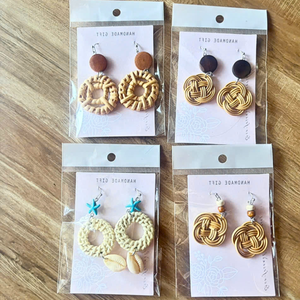 Boucles d'oreilles en bambou faites à la main, fibre naturelle du Vietnam, accessoires écologiques légers - Product Image 1