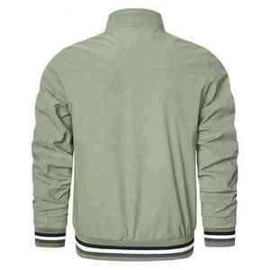 Chaqueta de invierno personalizada y elegante para hombre, de cuero genuino, impermeable, con parches bordados de piedras, estilo clásico para hombre, chaquetas Varsity. - Product Image 4