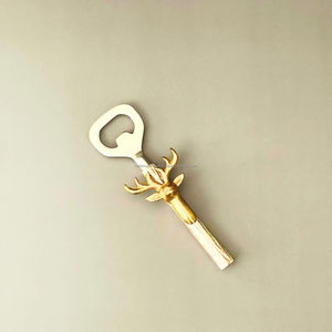 Sacacorchos Moderno de Acero Inoxidable con Diseño de Ciervo para Cualquier Ocasión: Navidad, Inauguración de Casa, Cumpleaños o Solo como Regalo - Product Image 5