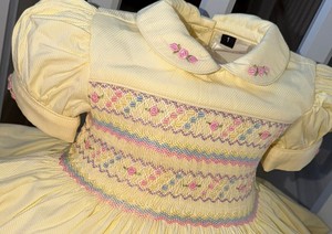 Vestido de Pascua con Bordado Smocking, Amarillo, Tela de Polialgodón, Hecho a Mano - Product Image 3