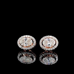 Pendientes de Oro Rosa de 14K con Diamante Cultivado en Laboratorio de Corte Ovalado de 2.40ct, Pendientes Clásicos con Halo de Diamantes, Joyería Elegante, Regalo para Mujeres y Niñas - Product Image 6