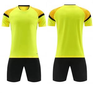 Camiseta de Fútbol para Hombre Más Vendida, Nueva Llegada, Uniforme de Fútbol de Buena Calidad a Precio Económico, Uniformes de Fútbol en Oferta - Product Image 1