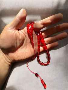 Perles de prière islamiques en résine rouge et jaune, coupe capsule, ambre de feu, Tasbih en résine - Product Image 2