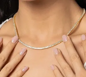 Collier tennis de luxe en moissanite, en argent sterling 925 plaqué or, aspect diamant, pour femme, mariage, soirée - Product Image 3