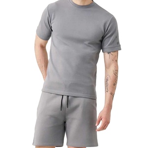 Vente en gros Nouveau t-shirt d'été à manches courtes décontracté pour hommes Ensemble 2 pièces survêtement unisexe Ensemble short deux pièces pour hommes Ensemble jogging - Product Image 1