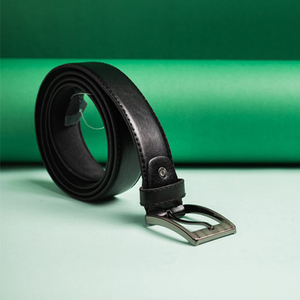 Ceinture en cuir véritable marron pour homme, de haute qualité, en cuir de vachette, personnalisable, style professionnel, avec boucle en acier, en provenance du Pakistan. - Product Image 2