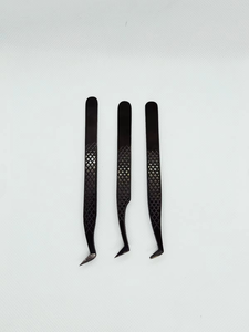 Pinzas para Pestañas de Acero Inoxidable Negro de Alto Rendimiento, Marca Privada Personalizada, Pinzas para Pestañas con Agarre Nano de 45, 75 y 90 Grados con Diseño de Bandera - Product Image 2