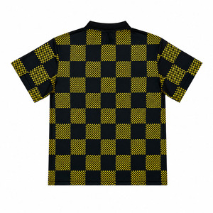 เสื้อฟุตบอลลายตารางหมากรุกสีดำเหลืองสำหรับผู้ชายระดับพรีเมียม |   เสื้อฟุตบอลแบบซับลิเมชั่นสั่งทำพิเศษ ผ้าโพลีเอสเตอร์ 100% แห้งเร็ว ระบายอากาศได้ดี - Product Image 2