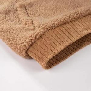 Sudadera con capucha para hombre forrada de sherpa con estilo urbano de invierno, servicio de marca privada para inventario minorista de temporada — 105 caracteres - Product Image 3