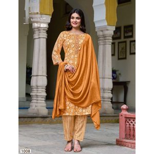PANTALÓN TOP DE TRABAJO CON BORDADO DE SEDA Y ESTAMPADO DE CÁPSULA DE DISEÑADOR CON DUPATTA AMARILLO - Product Image 1