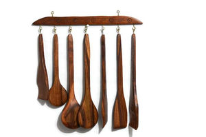 Cuchara de Madera Sólida Resistente al Calor, Utensilio de Cocina Premium para Cocinar, Mezclar y Remover, Segura para Uso Diario - Product Image 5