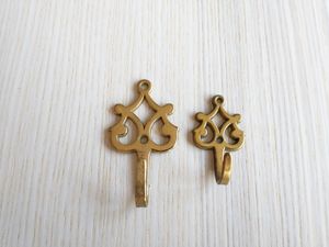 Crochet mural décoratif en forme de pigeon, support de repos pour pigeon, silhouette de pigeon, crochet mural en laiton, crochet utilitaire en forme de pigeon volant - Product Image 2