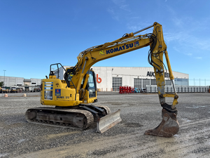 Excavadora de cadenas PC138US-10 confiable, modelo 2016, para proyectos de excavación y preparación de sitios. - Product Image 2