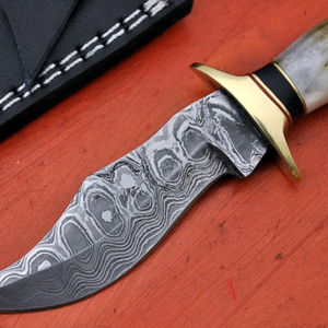 Couteau de chasse et de dépecage professionnel en acier Damas fait main de haute qualité, avec manche en bois et bois de cerf, pour la survie en extérieur et le camping - Product Image 2