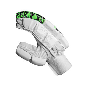 Guantes ligeros de cricket con protección acolchada en la palma para bateo competitivo y guantes profesionales de cricket para equipos. - Product Image 4