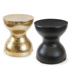 Mesa Auxiliar Modular de Metal que Permite una Disposición Flexible para Necesidades Interiores Dinámicas - Product Image 1