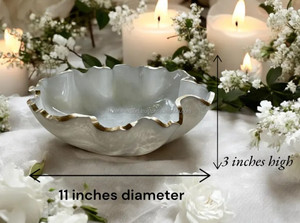 Bol en résine polie fait main coloré - Décoration d'intérieur de luxe et rangement fonctionnel, compatible lave-vaisselle - Product Image 2