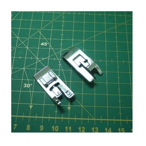 CY-7310 OVERCAST FOOT 7MM Repuestos para Máquina de Coser Doméstica, Hecho en Taiwán - Product Image 1