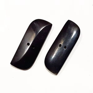 Botones de Cuerno de Búfalo Natural Hechos a Mano y Ecológicos para Ropa y Prendas de Vestir, de Alta Calidad - Product Image 1