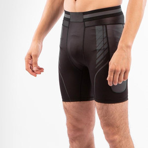 Shorts de compression de nouvelle conception, vente directe d'usine, best-seller, shorts de compression unis pour hommes, meilleur prix, personnalisables, séchage rapide - Product Image 3
