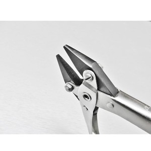 Pince à bec de canard à mâchoires parallèles, mâchoires lisses ou dentelées, 140 mm, outil de précision pour la fabrication de bijoux, ZetomedPro - Product Image 3