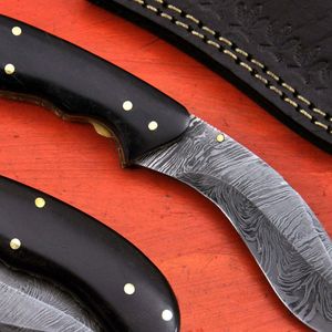 Cuchillo de Caza de Acero de Damasco con Hoja de Punta Caída y Borde Biselado, Mango Negro con Pernos de Latón, Herramienta de Supervivencia para Exteriores - Product Image 4