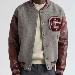 Chaqueta Varsity de Hombre de Alta Calidad con Botones Delanteros, Cuerpo y Mangas de Lana, Bordado de Letras, al por Mayor - Product Image 1