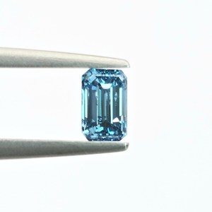 Diamante CVD suelto de corte esmeralda de 1.02 quilates, color azul intenso, cultivado en laboratorio, certificado por IGI, pulido a mano en India para la fabricación de joyas. - Product Image 2