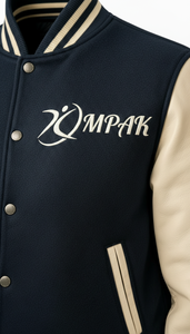 Professional High School Winter Hooded Eco-Friendly Fleece Fabric Contrast Sleeves Fashion Outerwear Streetwear Front Logo - Product Image 4