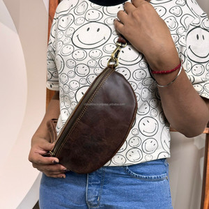 Sac banane en cuir personnalisé polyvalent sac à bandoulière confortable pour tous les jours sac à bandoulière en cuir de vache véritable pour unisexe - Product Image 2