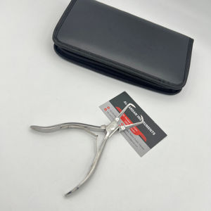 Alicate abridor de microanillos con acabado pulido plateado para extensiones de cabello, acero inoxidable de grado quirúrgico con kit de estuche. - Product Image 1