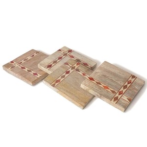 Sous-verres carrés en bois, design moderne, antidérapants, écologiques, durables, faits à la main pour la cuisine et la salle à manger - Product Image 1
