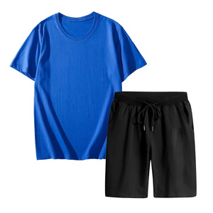 Nouvel ensemble streetwear surdimensionné pour homme, t-shirt à épaules tombantes et short assorti, design OEM, vêtements respirants. - Product Image 4