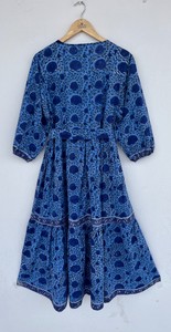 Vestido Maxi de Algodón con Estampado Floral Azul para Mujer, Estampado a Mano, Cuello en V, con Cinturón, Estilo Boho, para Vacaciones - Product Image 5
