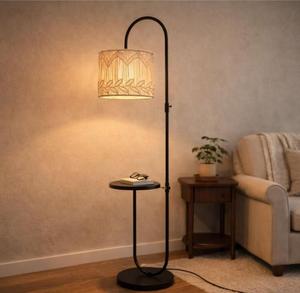 Lámpara de Pie Moderna con Mesa Lateral, Pantalla de Papel Beige, Cuerpo de Hierro, Altura Ajustable, LED E26, Luz Cálida de 2700K, Uso Residencial - Product Image 1